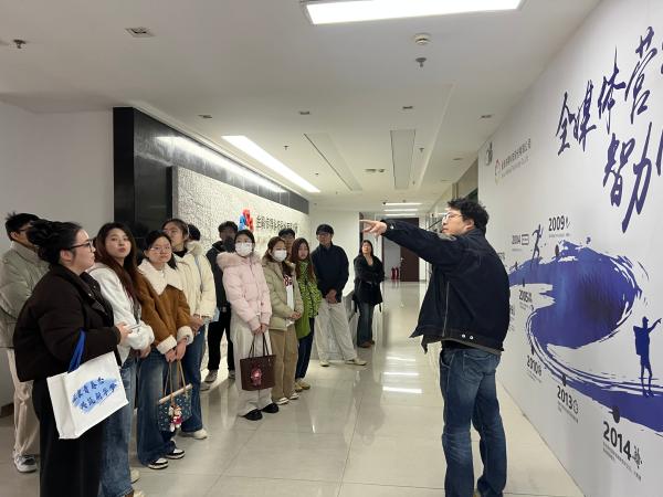 "C:\Users\gy111\Desktop\1(1)600.jpg"